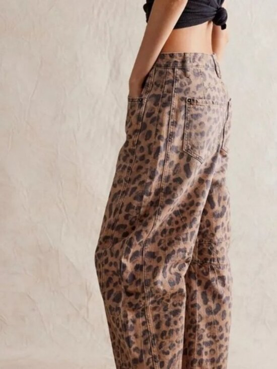 29 LONG We The Free People Good Luck Printed Barrel Jeans Cheetah Leopard Animal - Picture 11 of 13